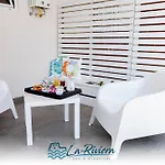 Bed and breakfast La Riviera 4*