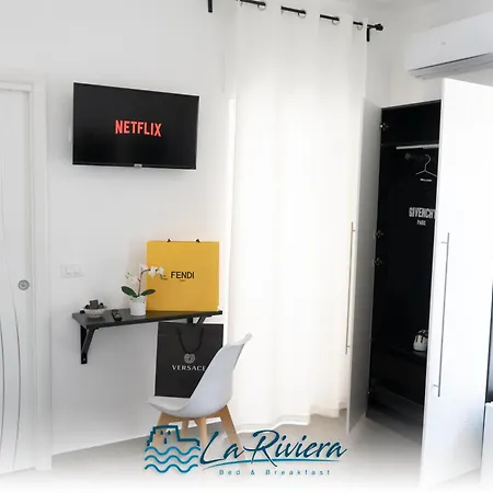 La Riviera Bed & Breakfast