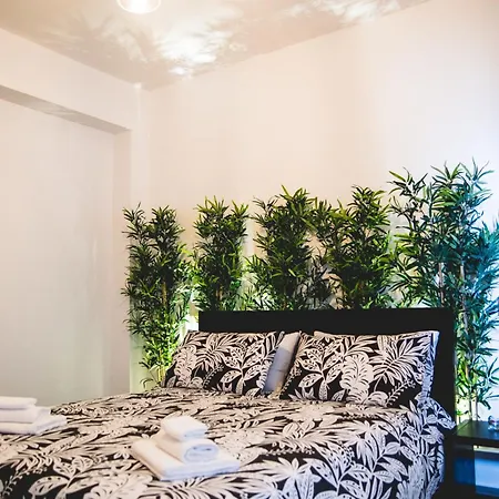 La Riviera Bed & Breakfast
