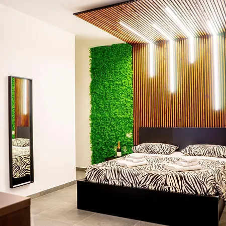 Bed & Breakfast La Riviera *