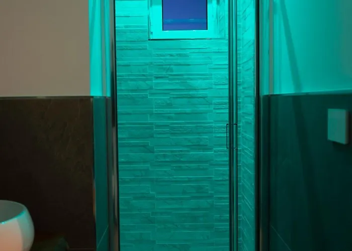 La Riviera Bed and Breakfast