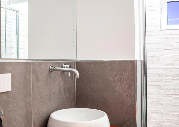 Bed and Breakfast La Riviera 4*