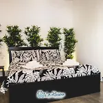 Bed & Breakfast La Riviera 4*