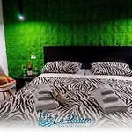 Bed & Breakfast La Riviera 4*