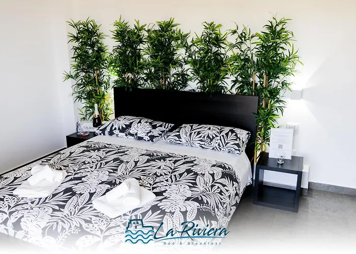 La Riviera לינה וארוחת בוקר סקליאה