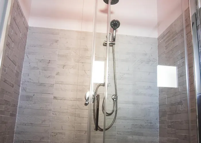 La Riviera לינה וארוחת בוקר סקליאה