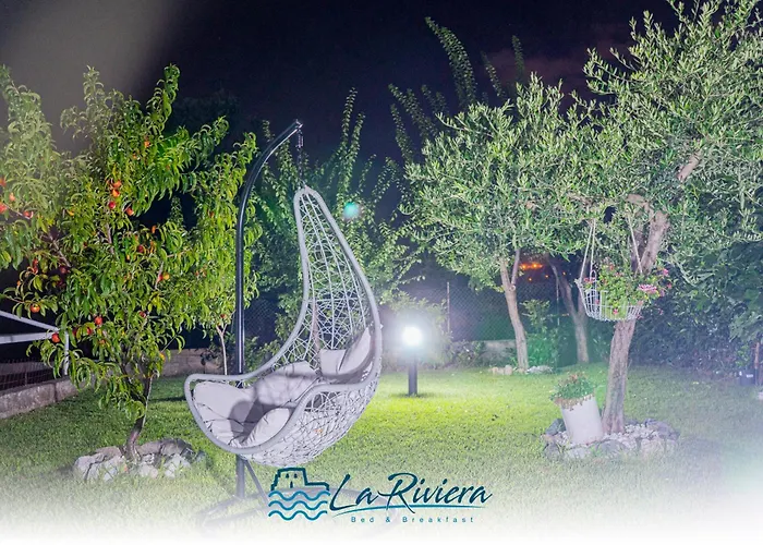 La Riviera לינה וארוחת בוקר סקליאה